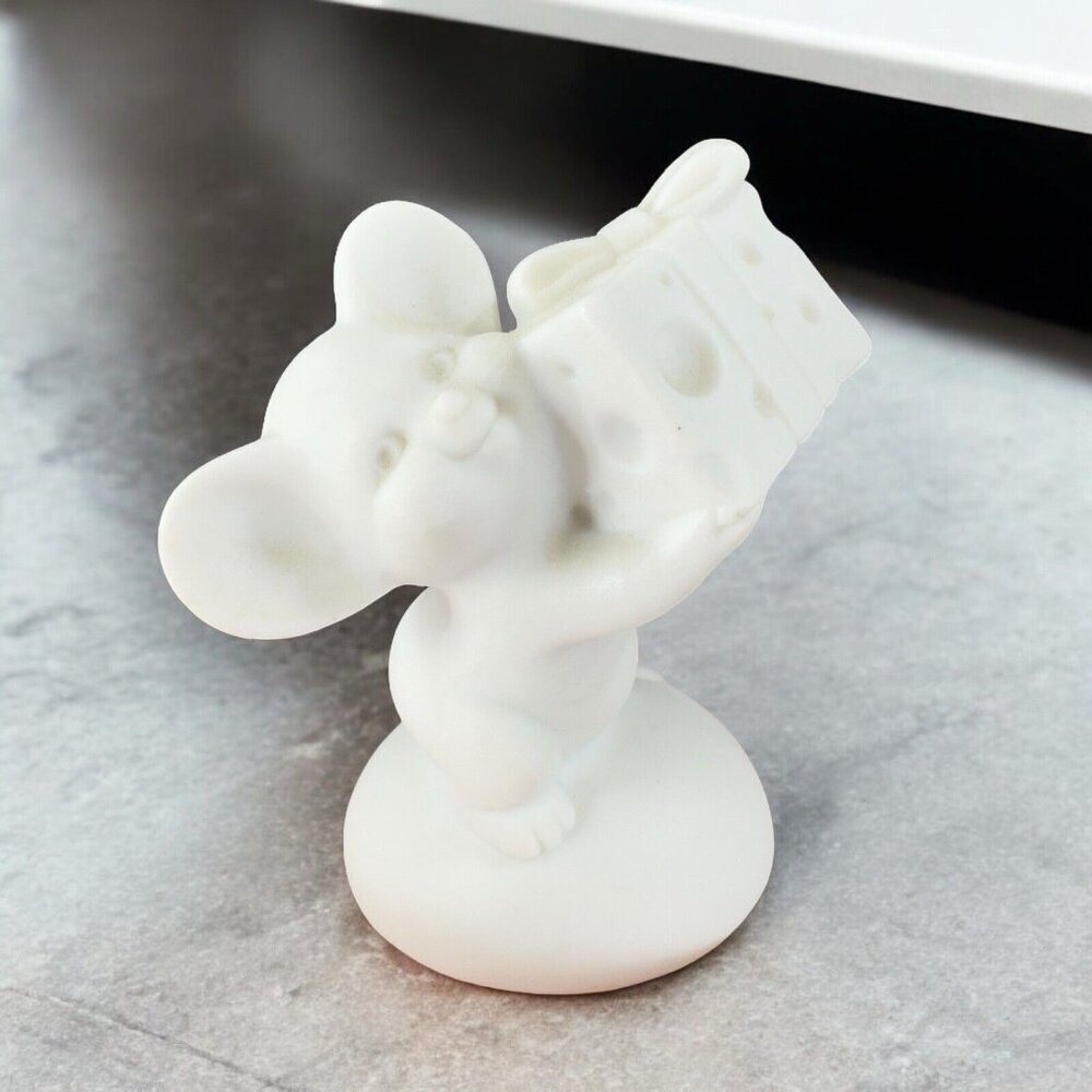 Vintage 1975 Hallmark Fine Bisque Porcelain White Mouse With Cheese Whimsical
